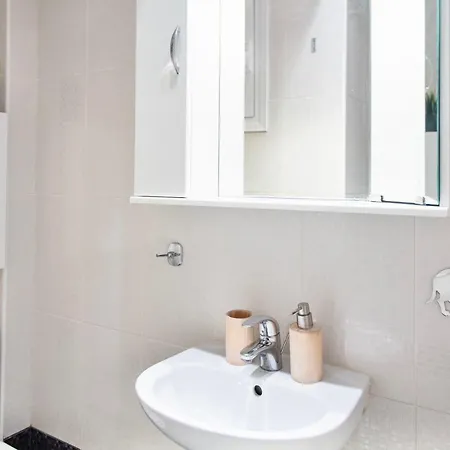 #pineapple Studio By Halu! *