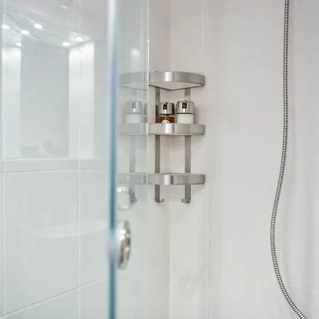 Apartman #pineapple Studio By Halu! *